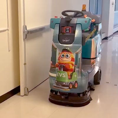 robotic srubber in action