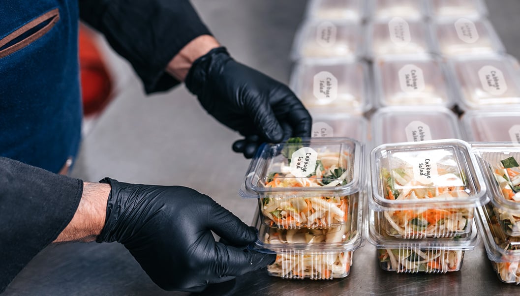 catering packing using disposables with clear label